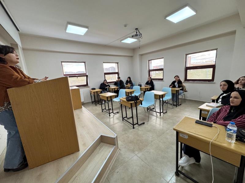 Staj Bilgilendirme Toplantısı Düzenlendi